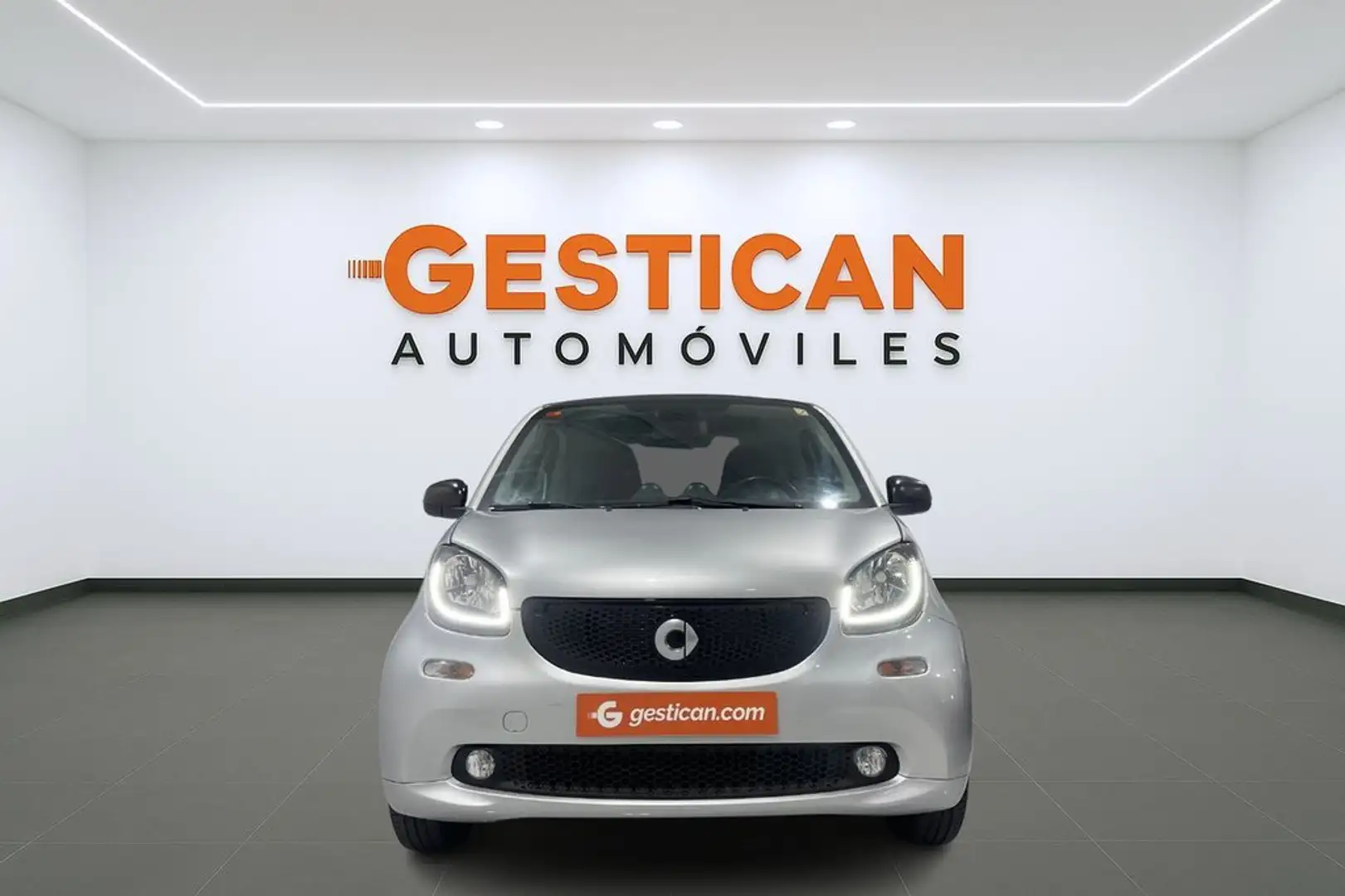 smart forTwo 0.9 66kW (90CV) COUPE Gris - 2