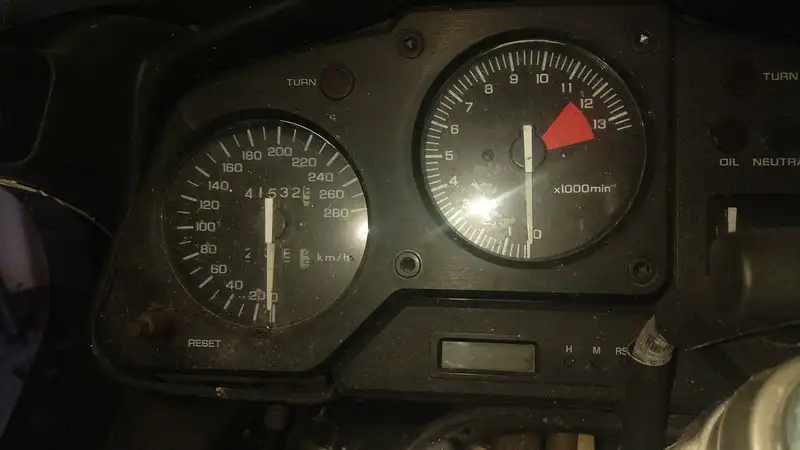 Honda VFR 750 - foto 7