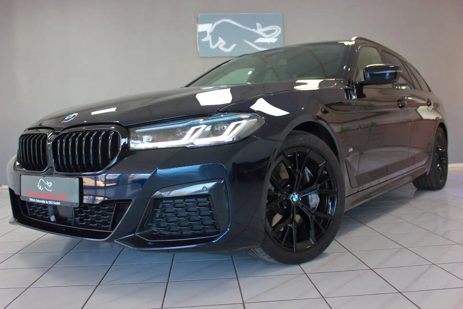 BMW 530 dA xDrive Touring~DEUTSCH+UNFALLFREI+M-SPORT Nero - 1