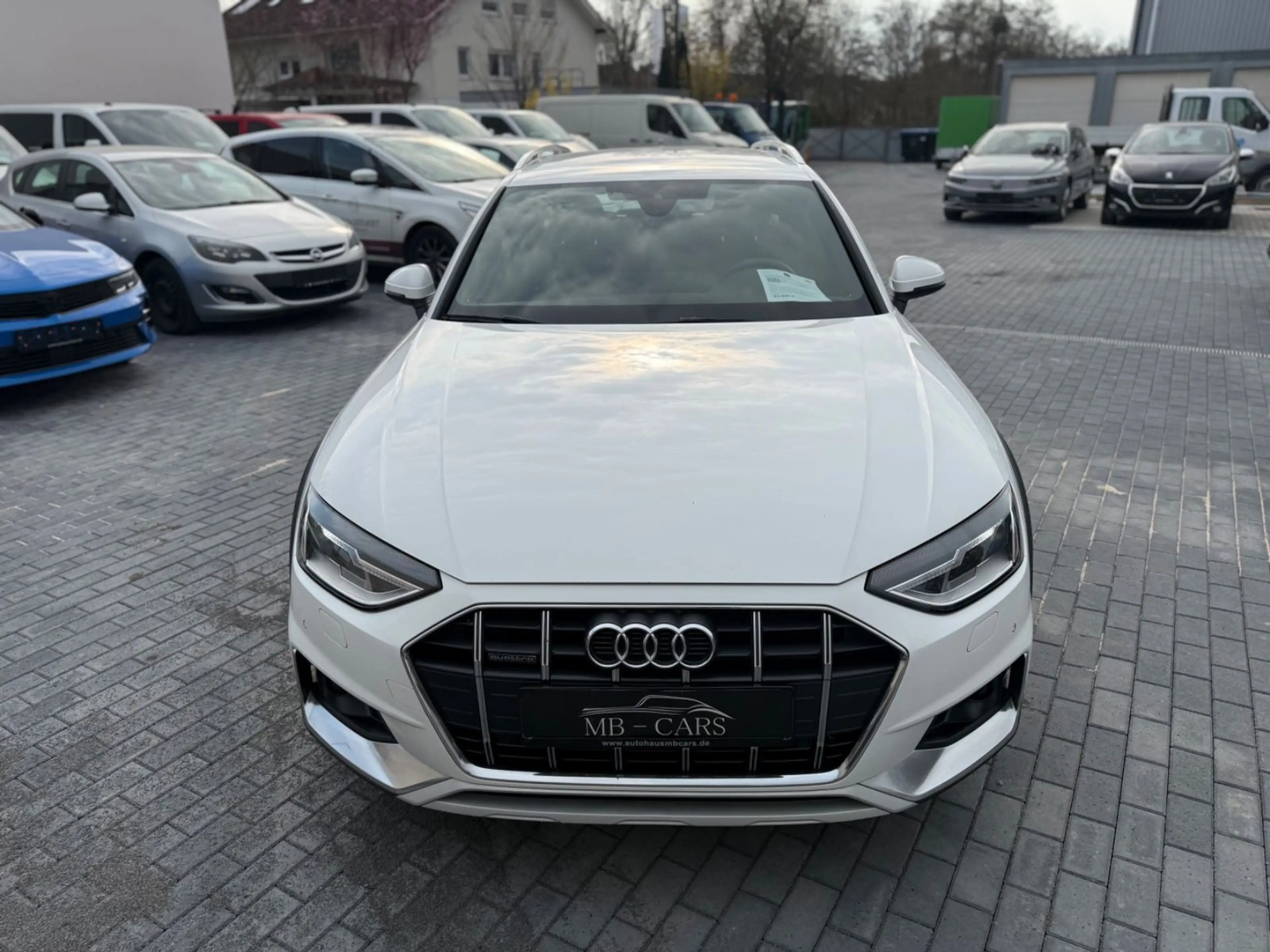 Audi A4 allroad quattro 40 TDI*KAM*LED*NAVI*SPUR*AHK — photo 2
