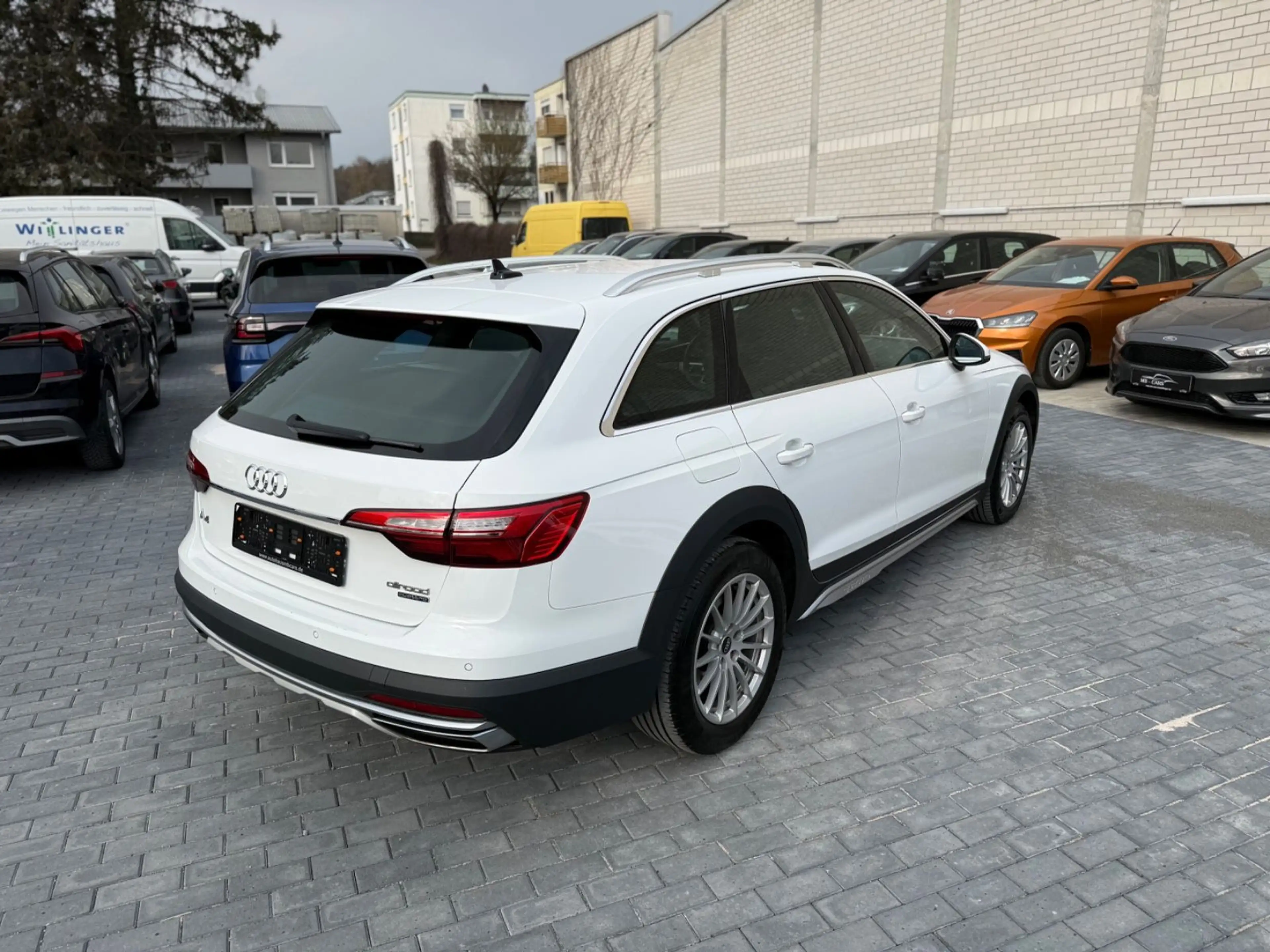 Audi A4 allroad quattro 40 TDI*KAM*LED*NAVI*SPUR*AHK — photo 6