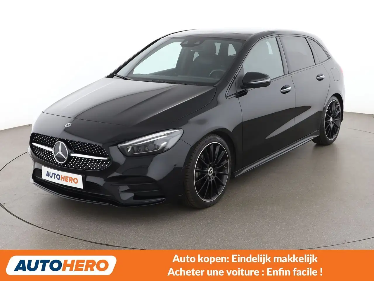 Mercedes-Benz B 180