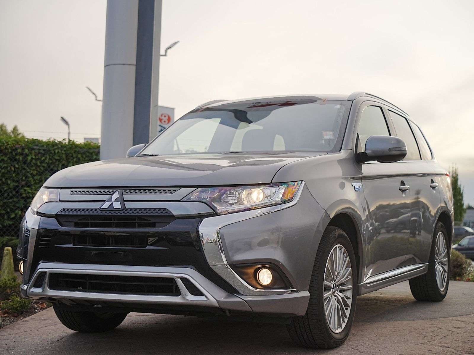 2021 Mitsubishi Outlander SE | S-AWC | 1 OWNER (Rates from 0.90% Financing) — снимка 1