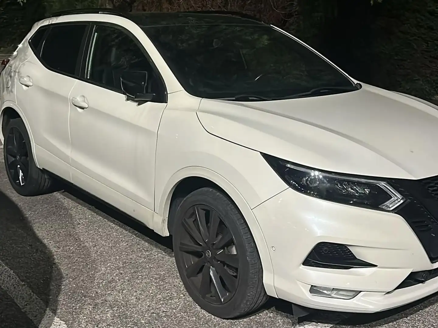 Nissan Qashqai 1.5dci Tekna +115cv- TETTO PANORAMICO- CERCHI NERI Blanc - 2