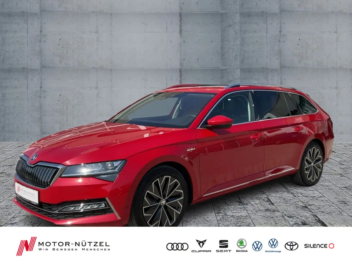Skoda Superb Combi iV L&K MATRIX+NAVI+AHK+PANO+CANTON Rot - 1