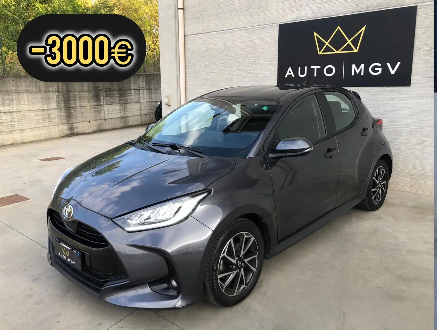 Toyota Yaris Yaris IV 1.0 Trend * SUPER PROMO Grigio - 1