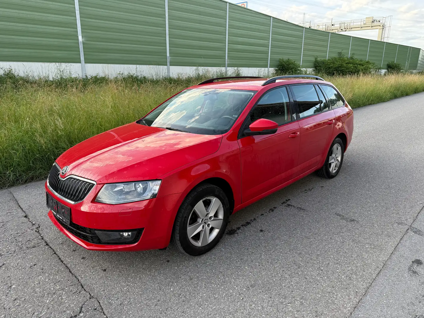 Skoda Octavia Ambition 4x4 Rouge - 1