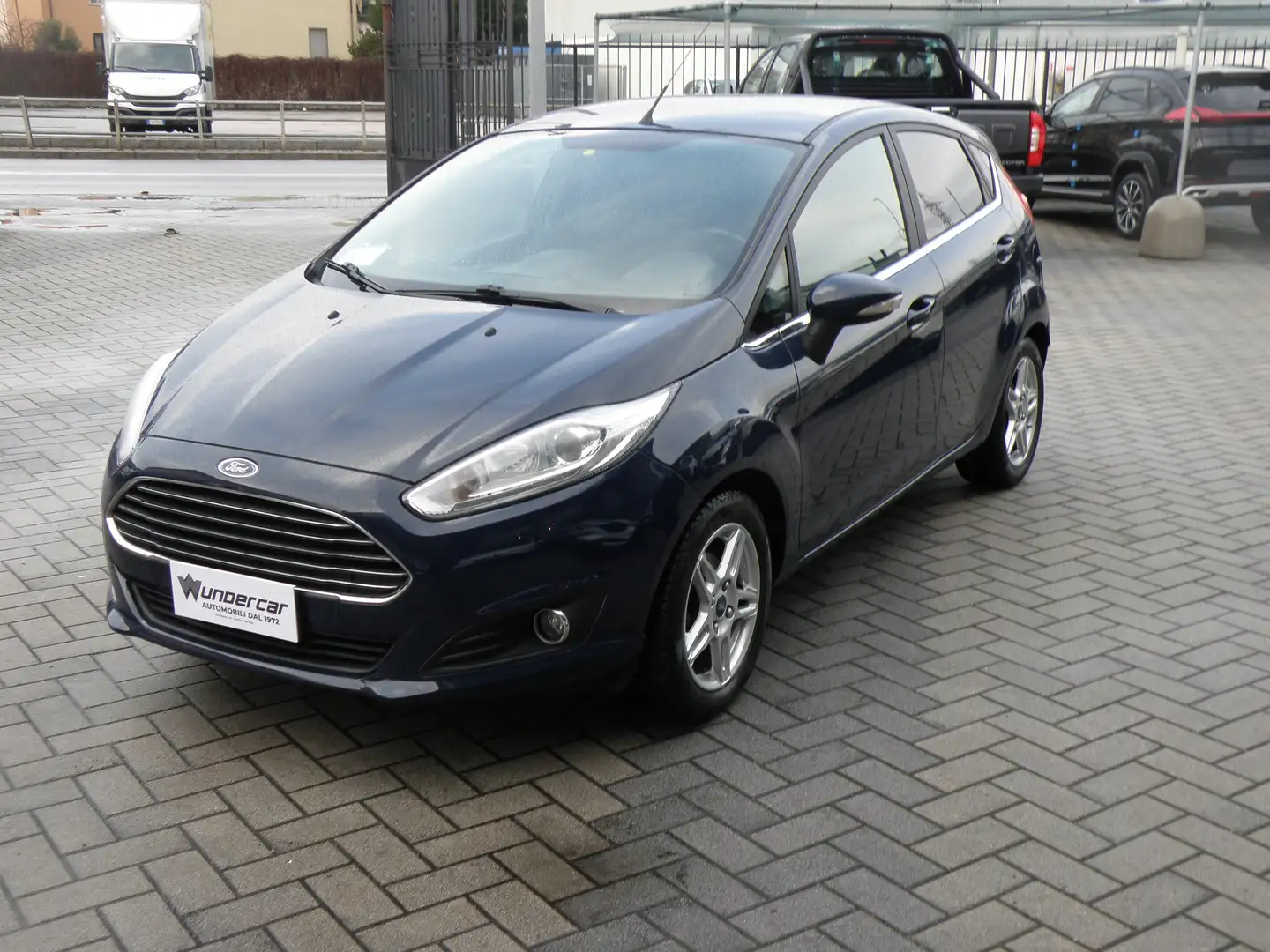 Ford Fiesta Fiesta VI 2013 5p 1.5 tdci Titanium 75cv Blau - 2
