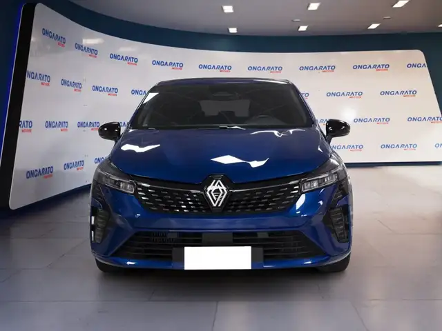 Renault Clio view 2