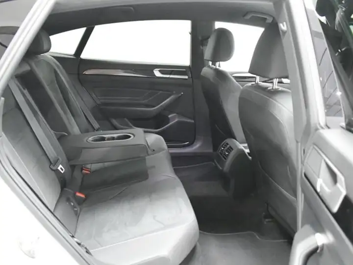 Volkswagen Arteon R-Line 2.0 TDI DSG 2022, foto 38