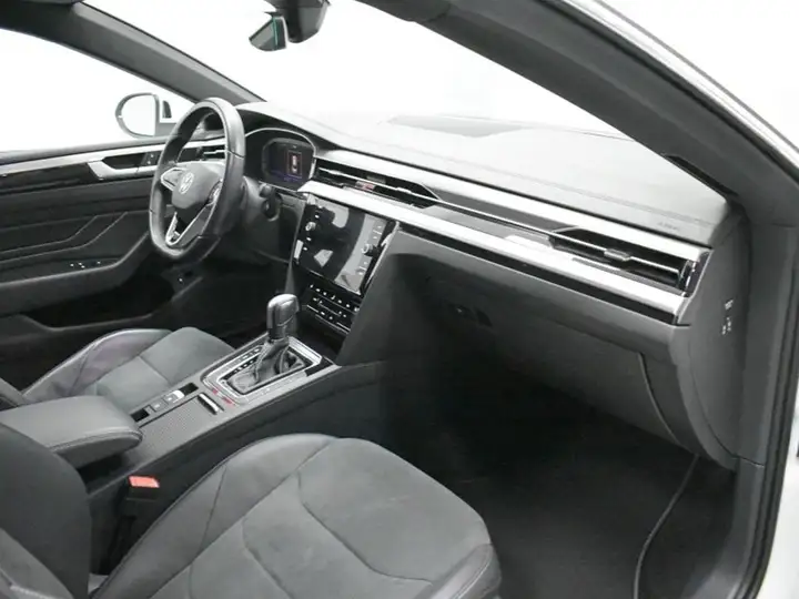 Volkswagen Arteon R-Line 2.0 TDI DSG 2022, foto 39