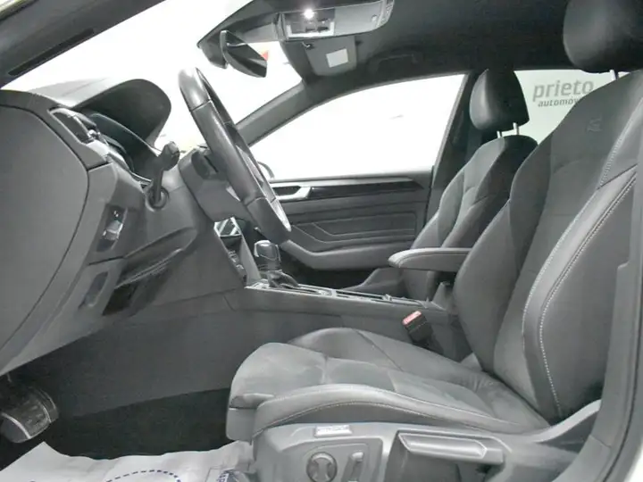 Volkswagen Arteon R-Line 2.0 TDI DSG 2022, foto 9