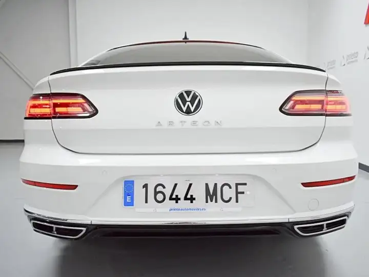 Volkswagen Arteon R-Line 2.0 TDI DSG 2022, foto 31