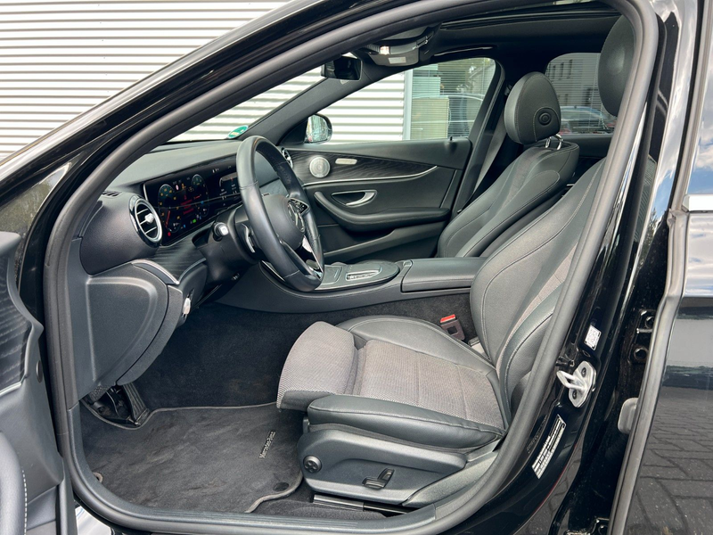 Mercedes-Benz E 300 E Limousine E 300 de/360° Kamera/Panorama — photo 12