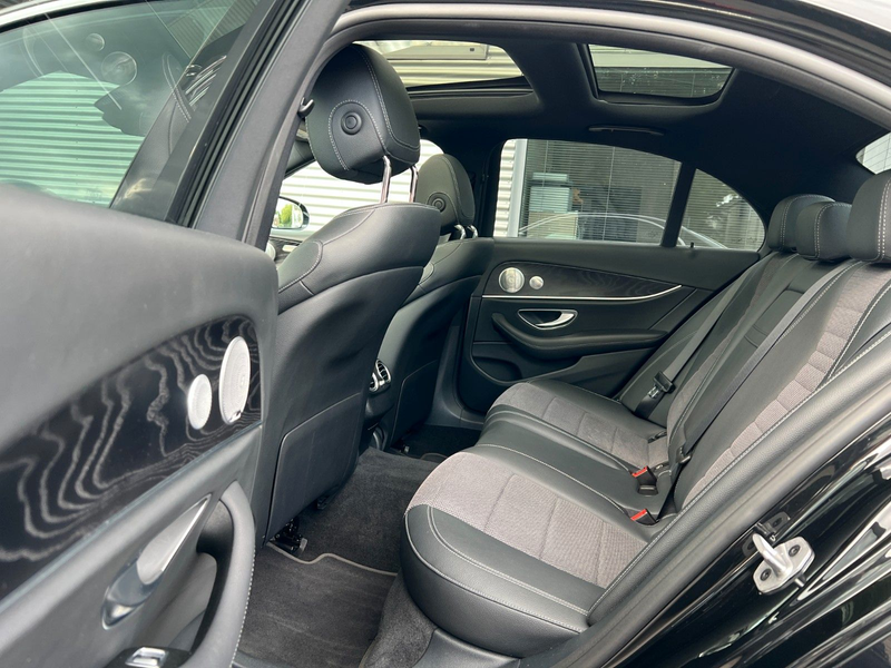 Mercedes-Benz E 300 E Limousine E 300 de/360° Kamera/Panorama — photo 13