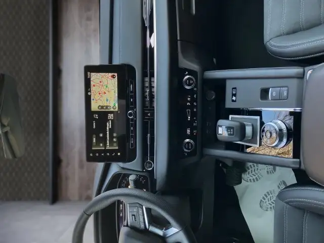 Mitsubishi Outlander PHEV 2,4 4WD Invite 220V AT 25 Ansicht 8