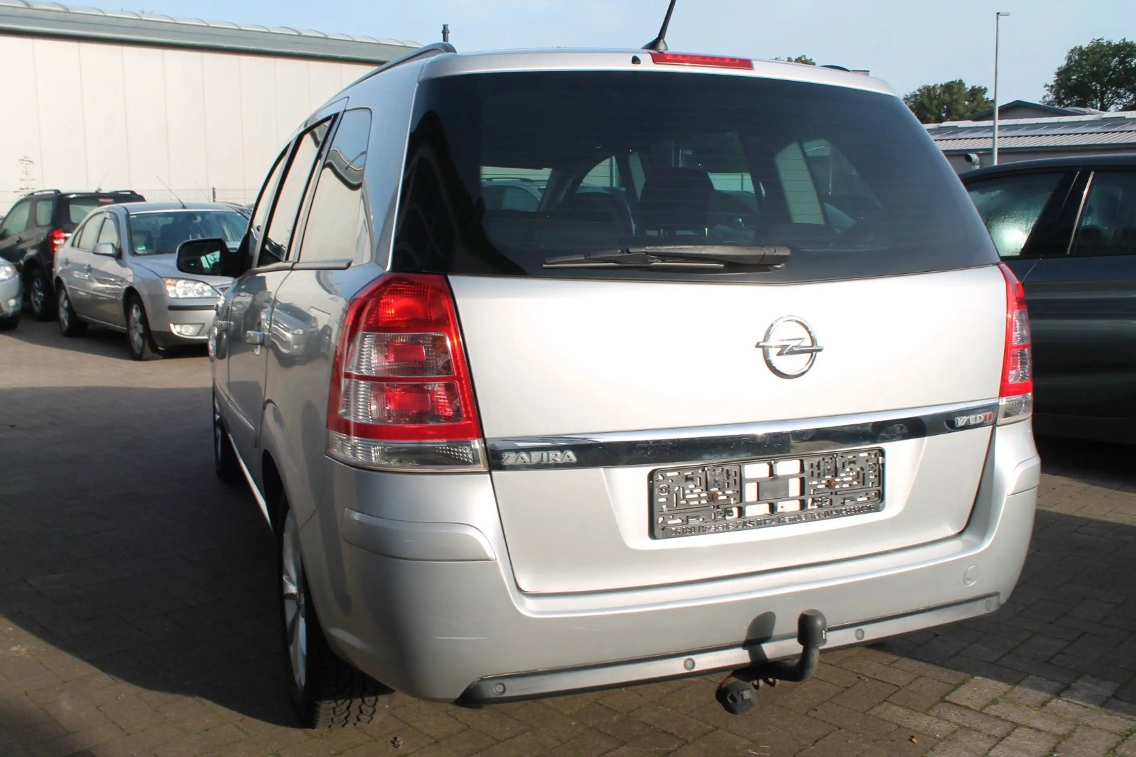Opel Zafira B Family *TÜV-NEU* — photo 6