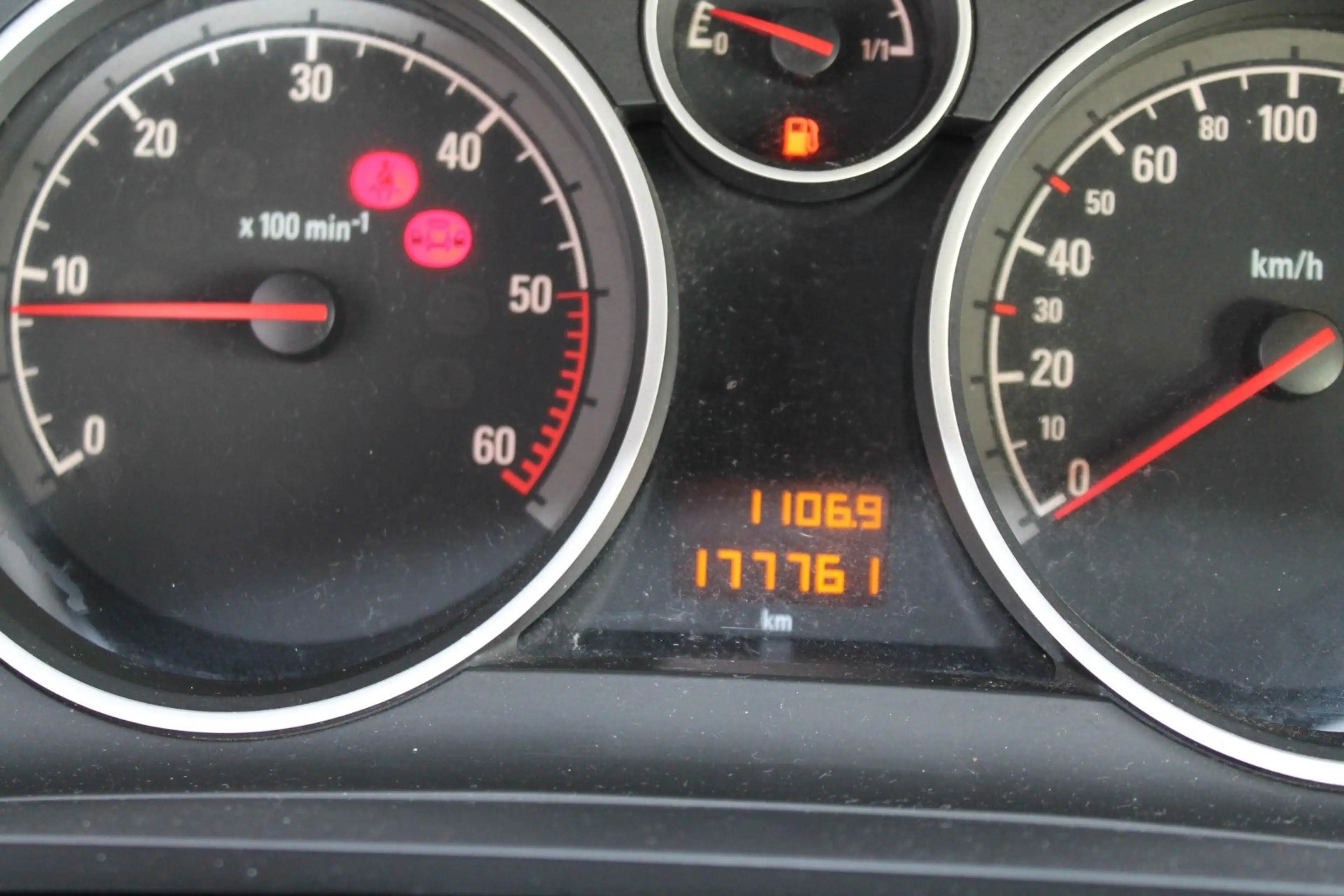 Opel Zafira B Family *TÜV-NEU* — photo 11