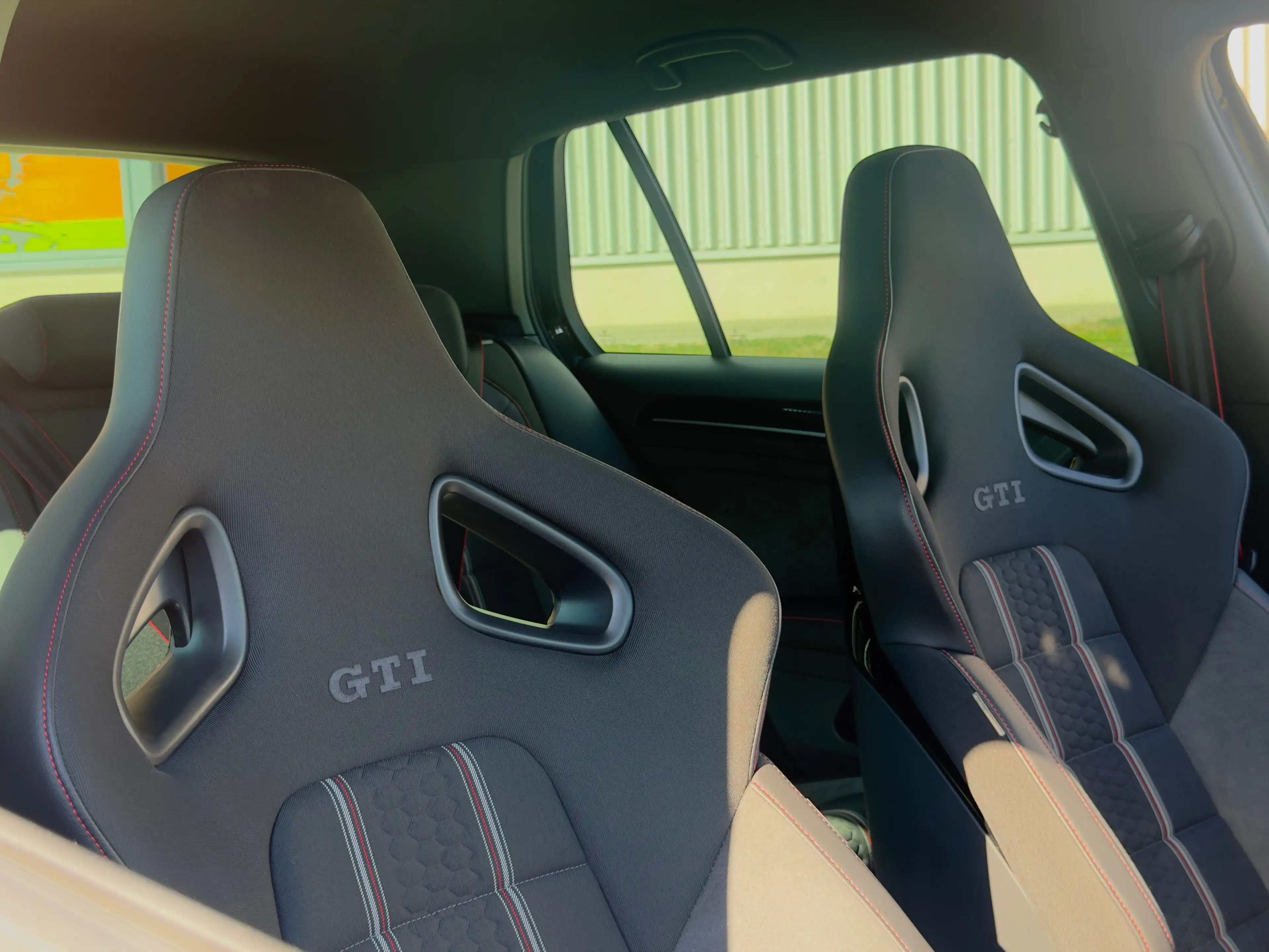 Volkswagen Golf GTI CLUBSPORT - RECARO - DSG - DYNAUDIO — photo 10