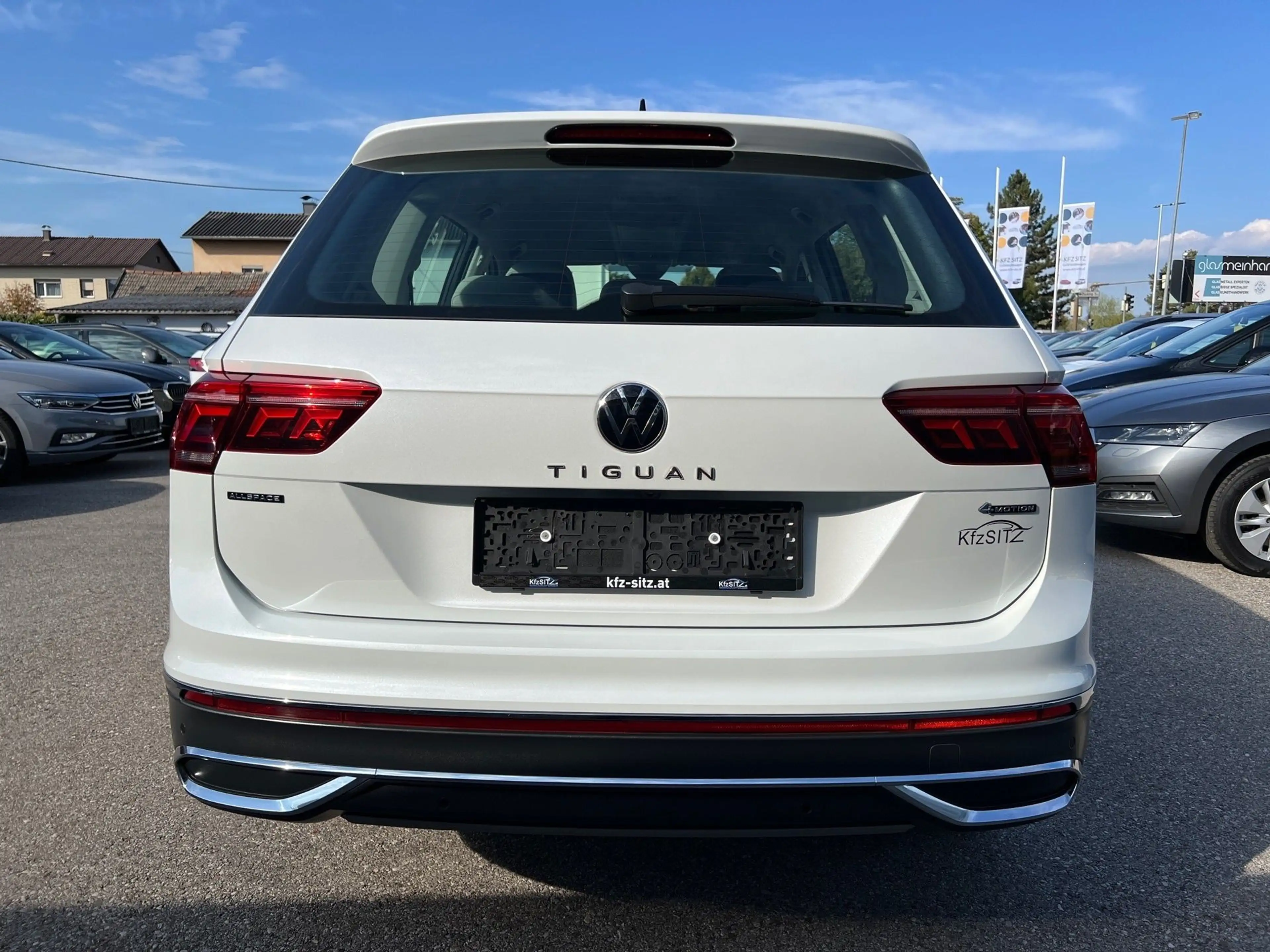 Volkswagen Tiguan Allspace 2,0 TDI 4Motion Elegance DSG — photo 4