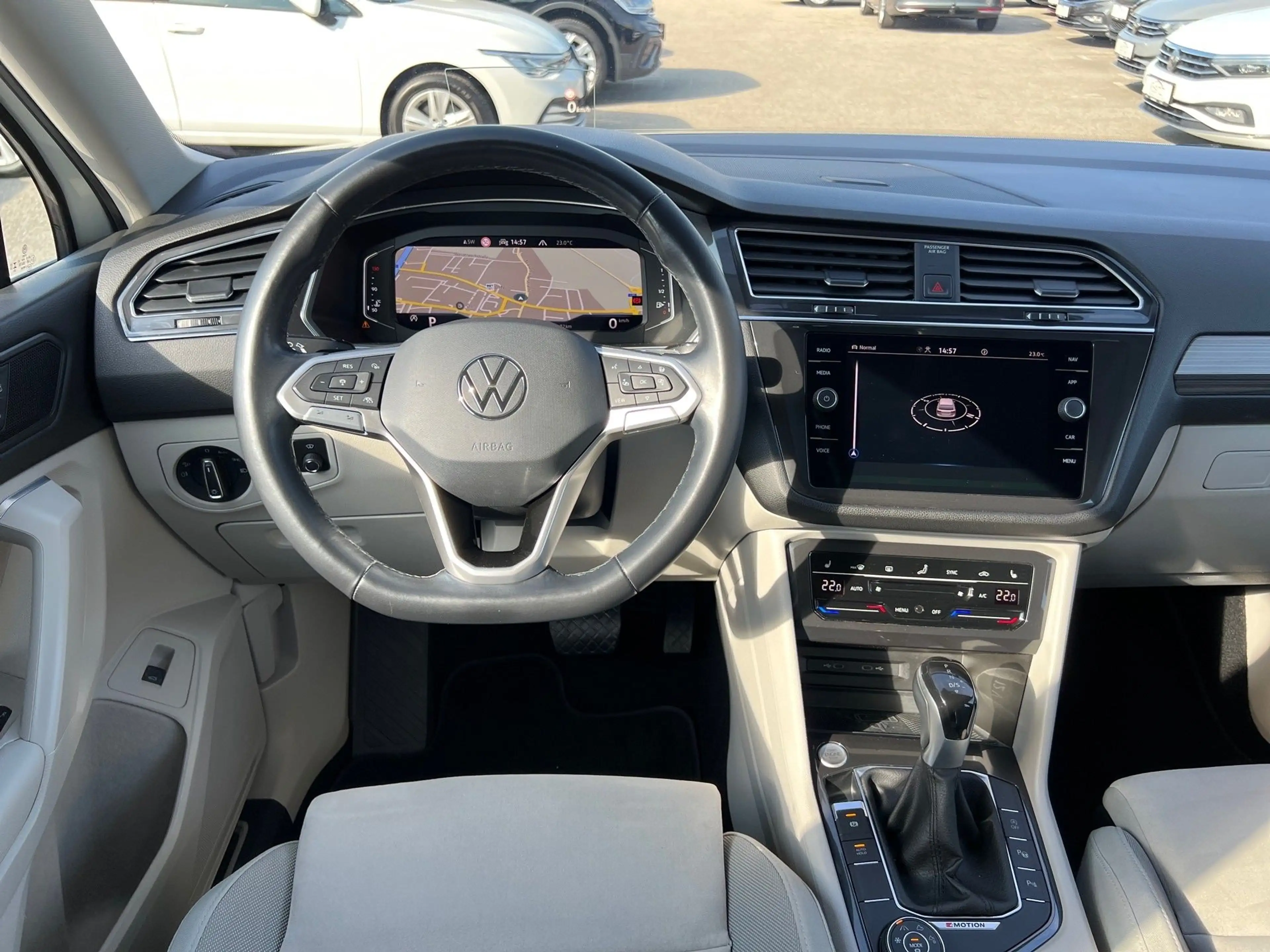 Volkswagen Tiguan Allspace 2,0 TDI 4Motion Elegance DSG — photo 11