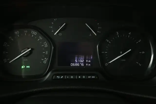 Peugeot Expert view 12