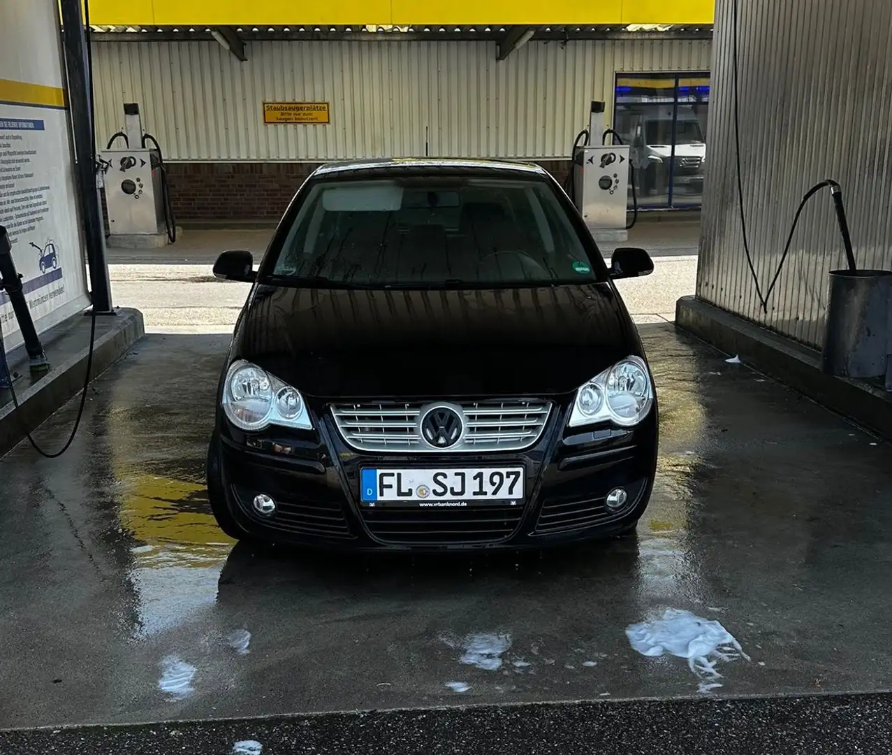 Volkswagen Polo 1.2 Comfortline - 1