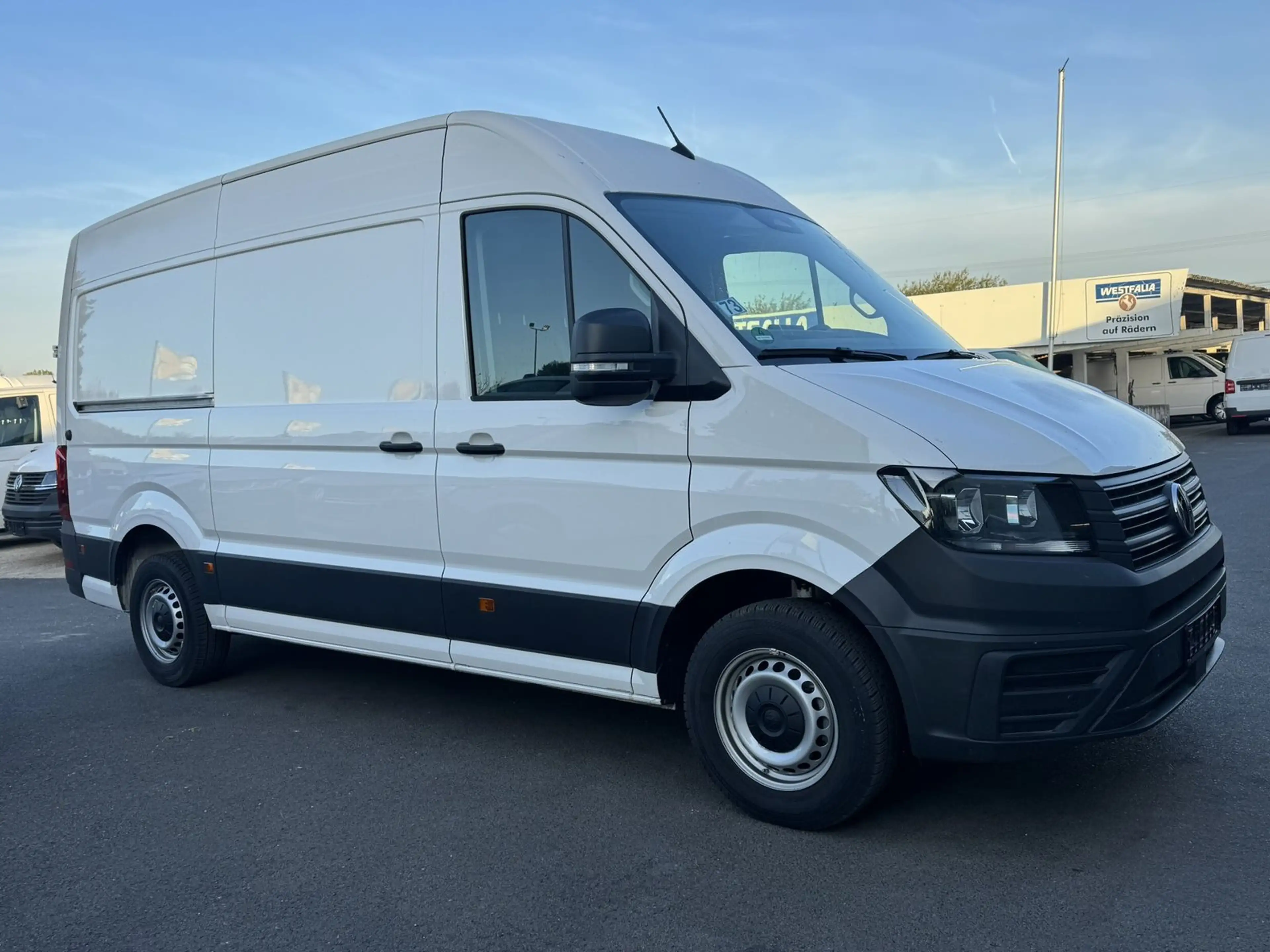 Volkswagen Crafter Kasten 35 MR L2H2 Klima*Kamera — photo 2