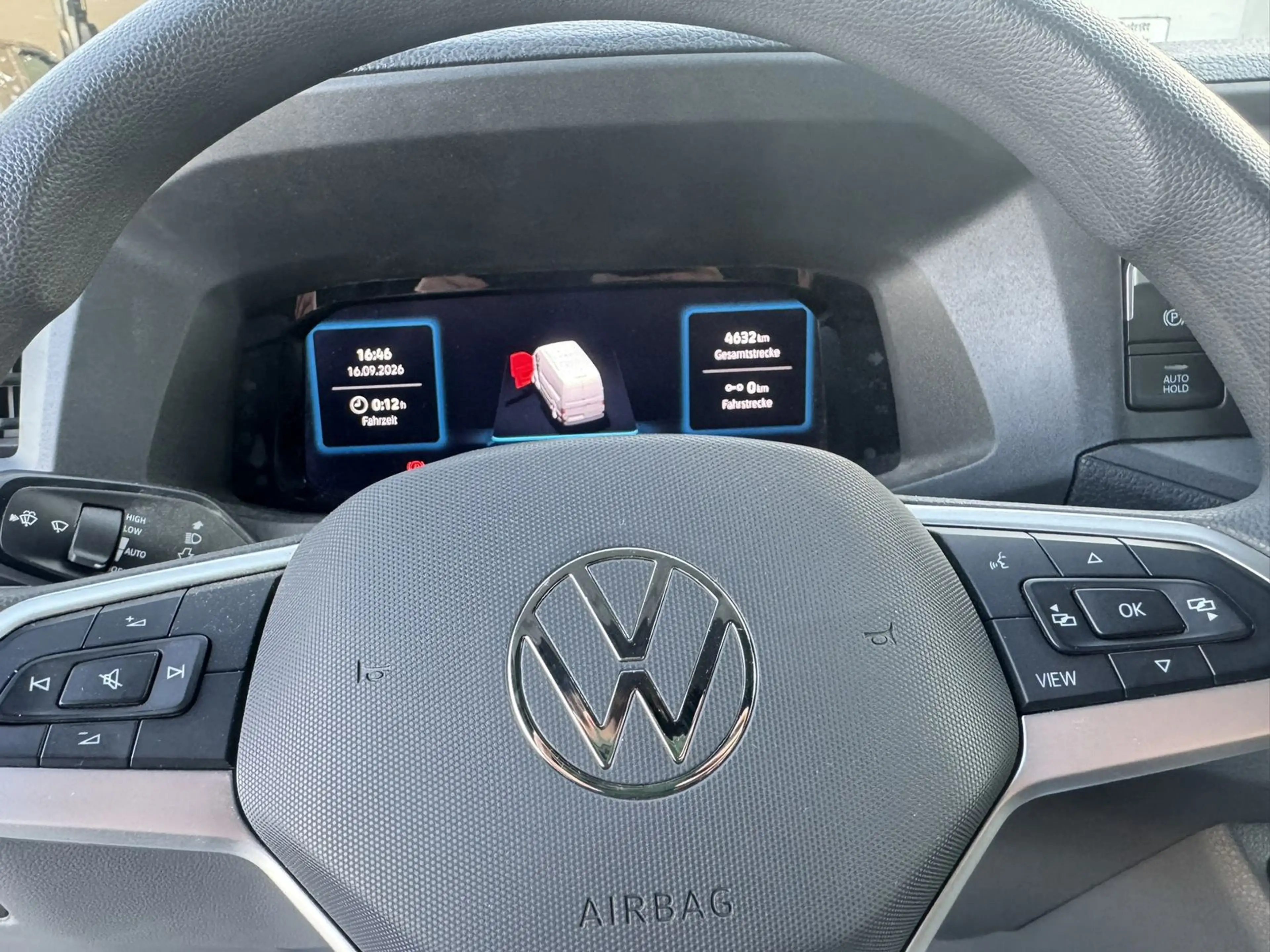 Volkswagen Crafter Kasten 35 MR L2H2 Klima*Kamera — photo 11
