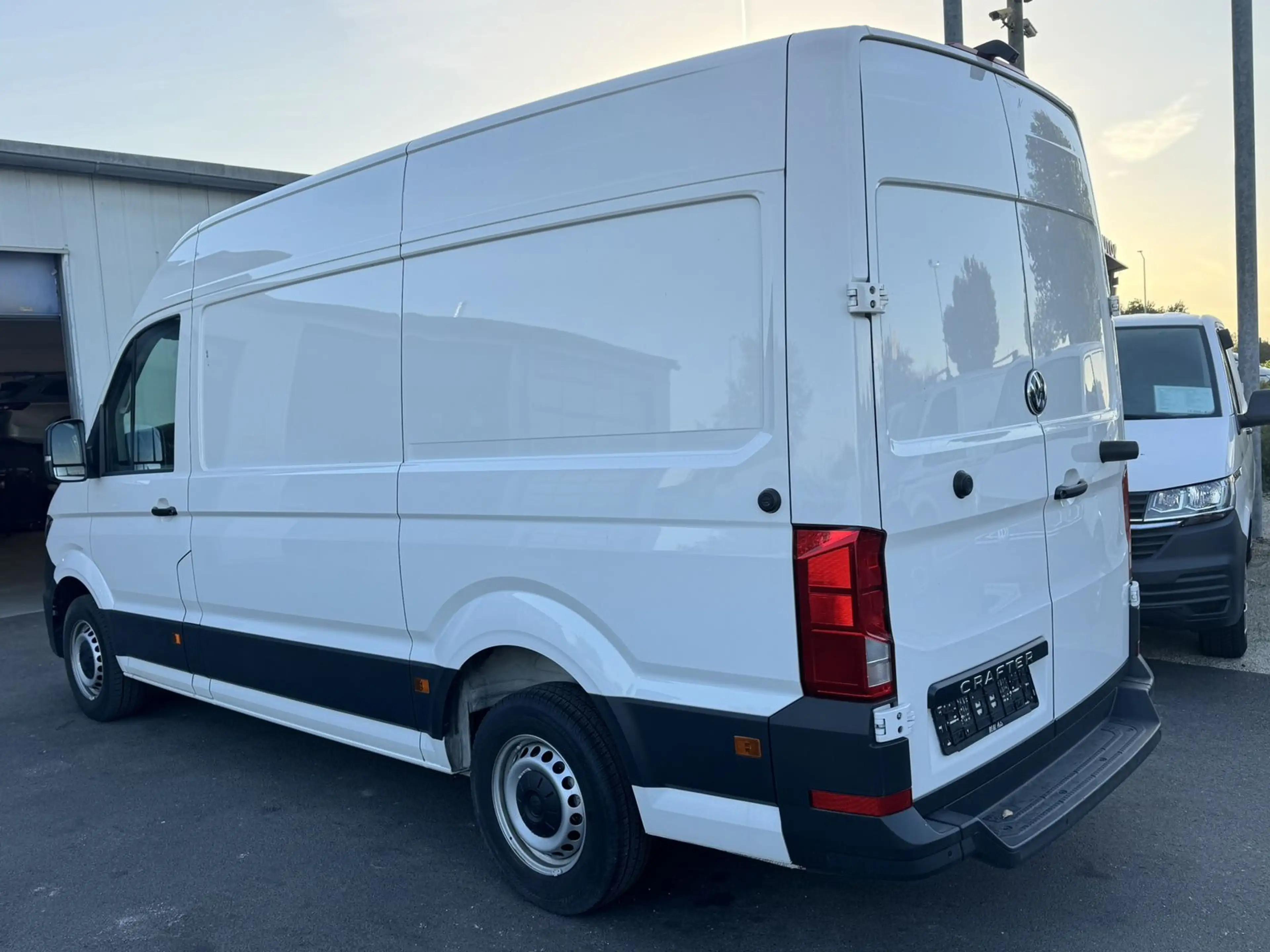 Volkswagen Crafter Kasten 35 MR L2H2 Klima*Kamera — photo 4