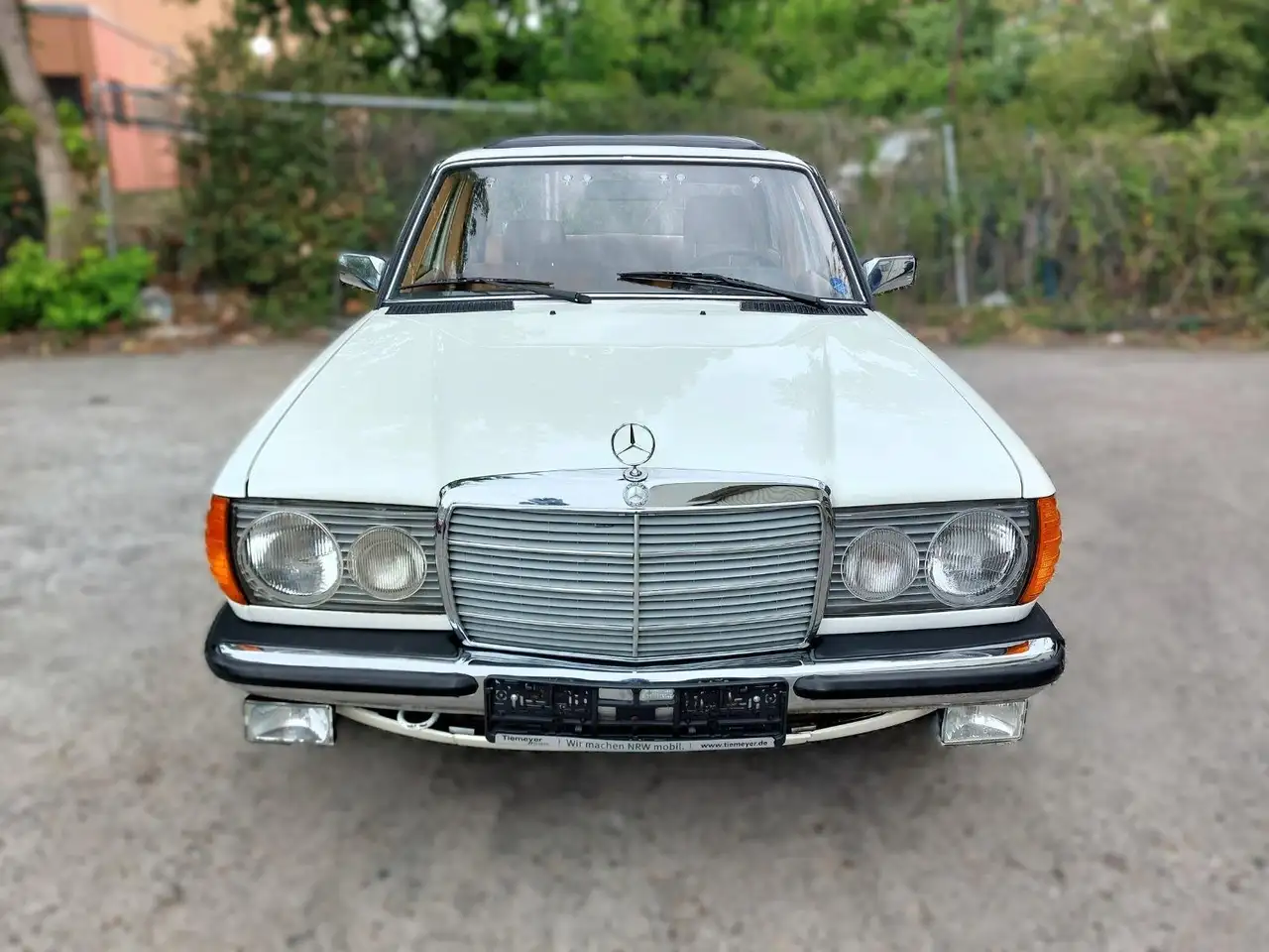 Mercedes-Benz 230, foto 9