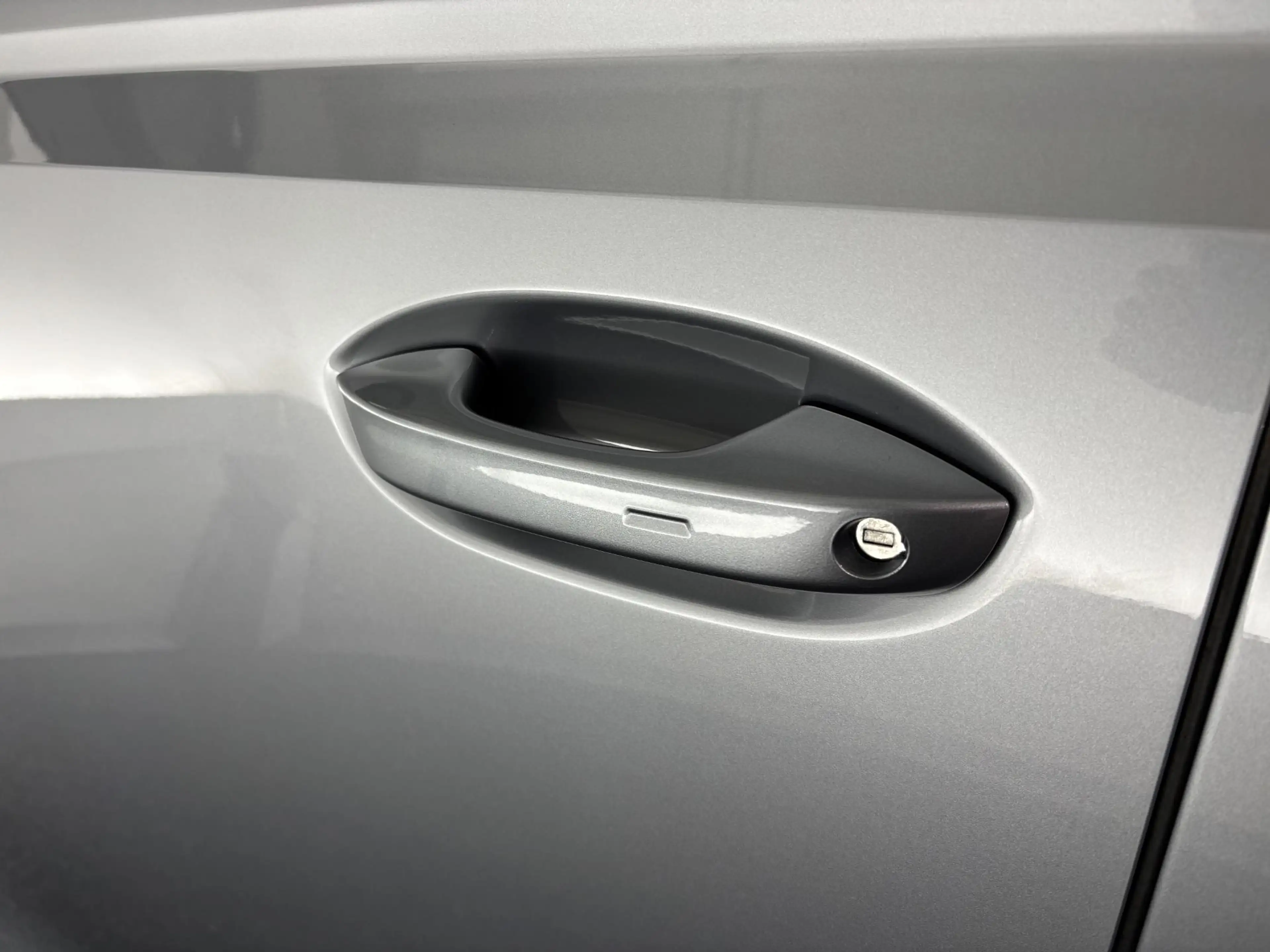 Volkswagen ID. Buzz Pro Bulli 79 kWh 6p. | 2X SCHUIFDR. | ADAP. CRUISE — photo 21