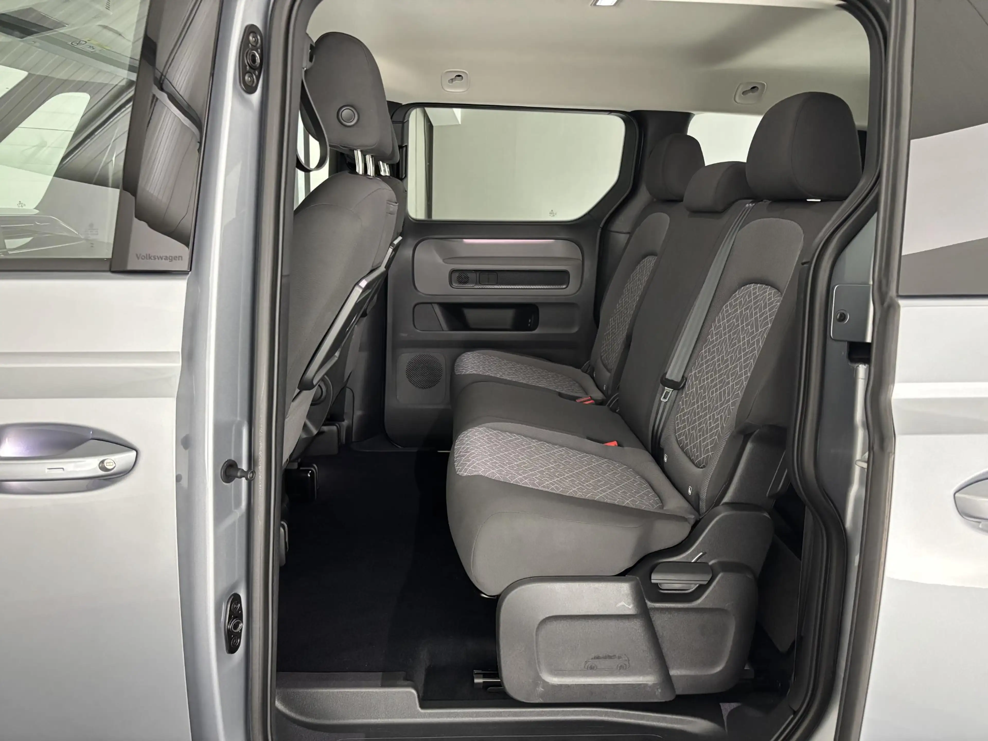 Volkswagen ID. Buzz Pro Bulli 79 kWh 6p. | 2X SCHUIFDR. | ADAP. CRUISE — photo 5