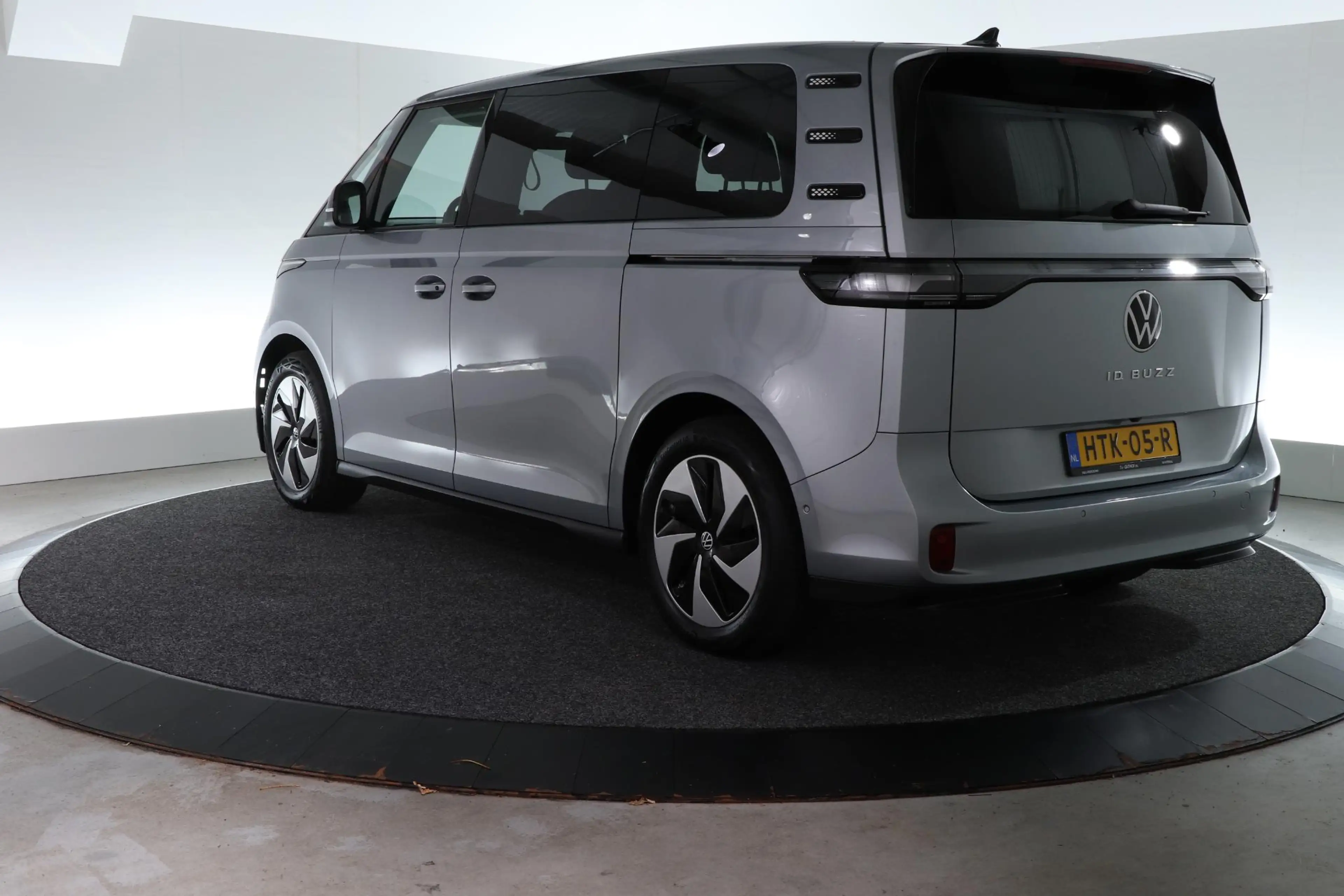Volkswagen ID. Buzz Pro Bulli 79 kWh 6p. | 2X SCHUIFDR. | ADAP. CRUISE — photo 13