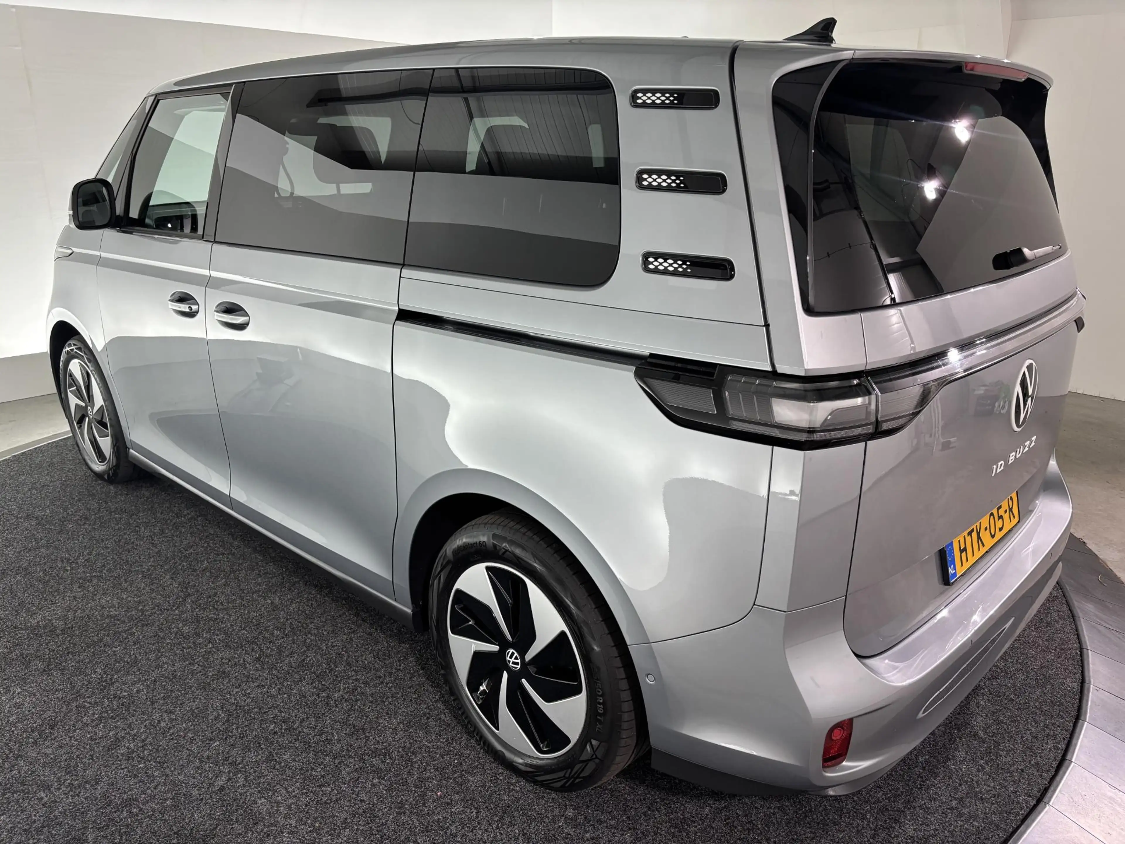 Volkswagen ID. Buzz Pro Bulli 79 kWh 6p. | 2X SCHUIFDR. | ADAP. CRUISE — photo 25