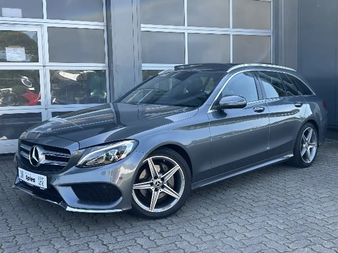 Mercedes-Benz C 180 AMG-Line Navi Panorama LED E-Klappe Gris - 1