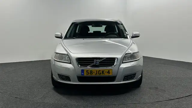 Volvo V50 view 6