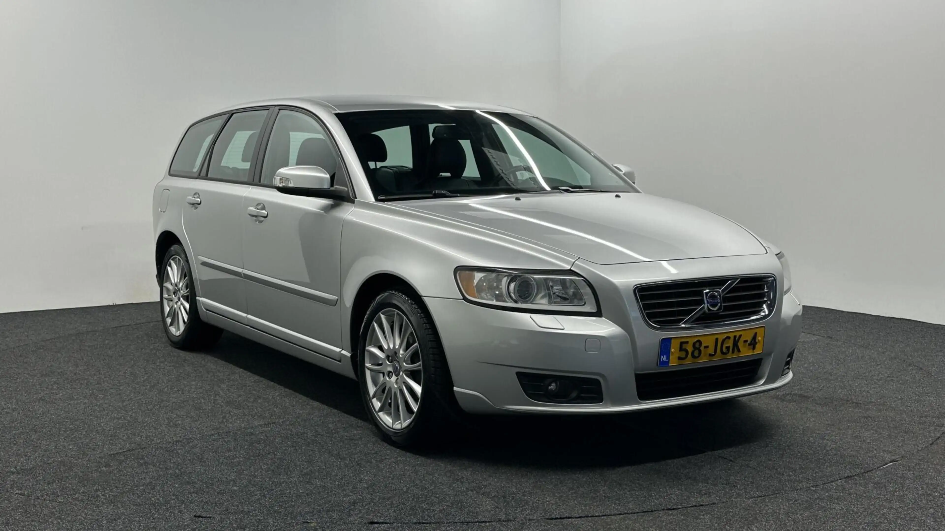 Volvo V50 2.0 Edition II ECC LEER TREKHAAK CRUISE LM. — photo 3