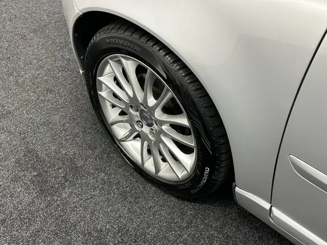 Volvo V50 view 12