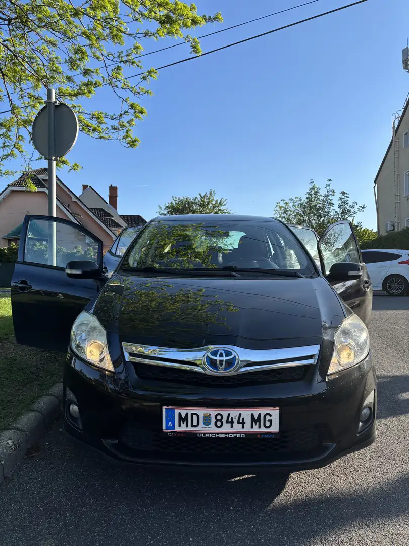 Toyota Auris 1,8 VVT-i Hybrid High Schwarz - 2
