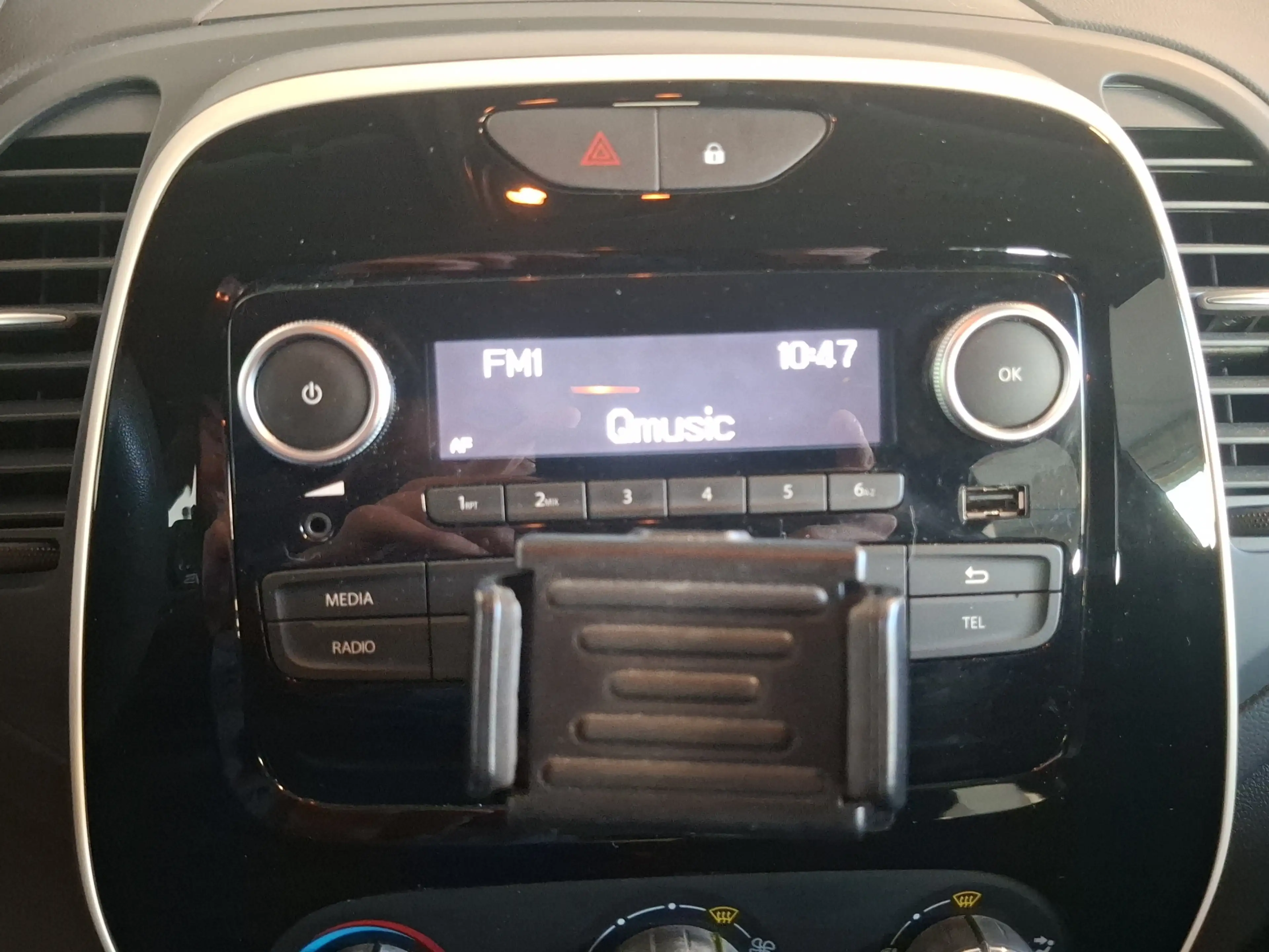 Renault Captur 0.9 TCe Life BLUETOOTH CRUISE CONTROL — photo 12