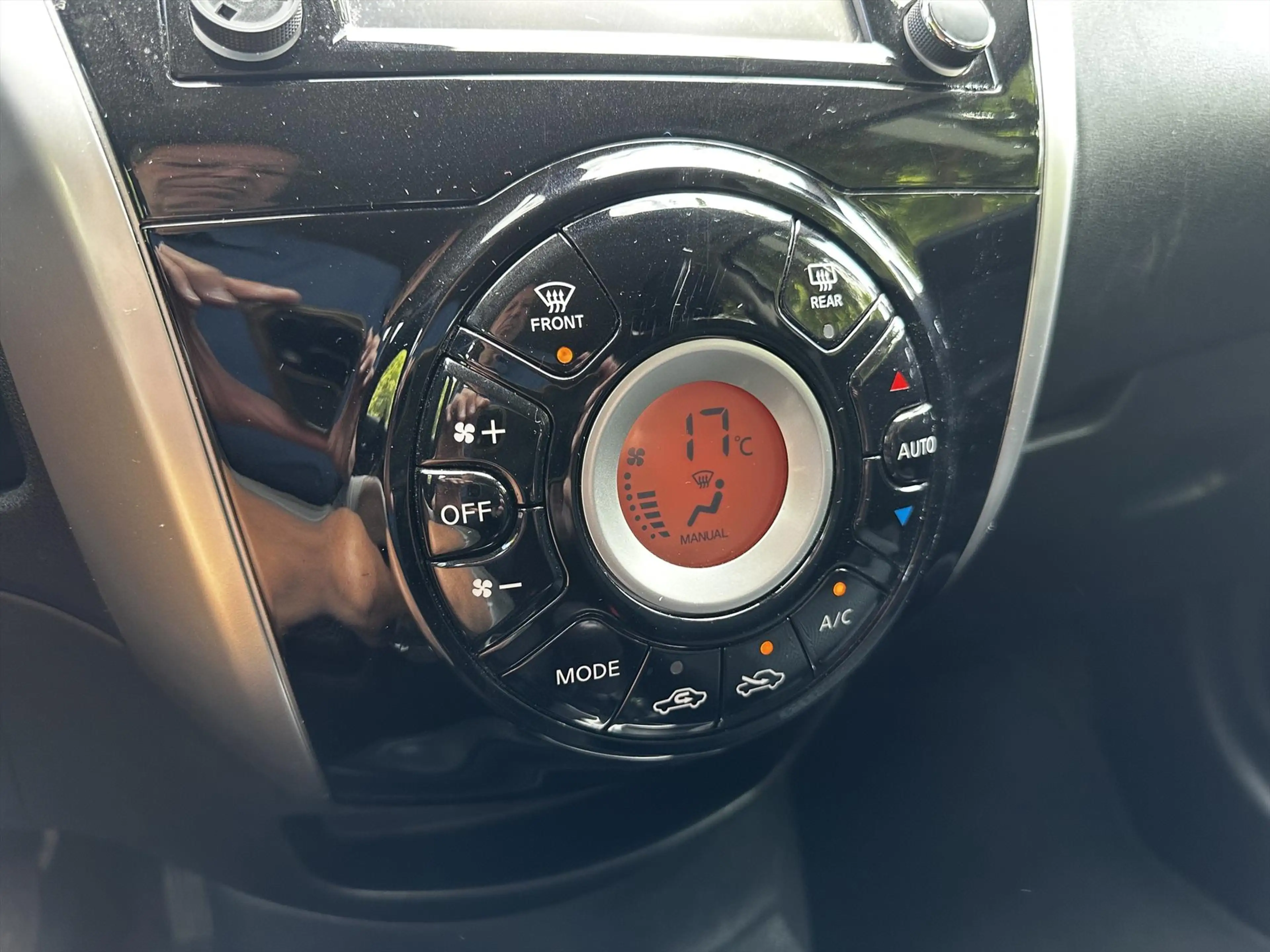 Nissan Note 1.2 80pk Connect Edition Clima Navi LM Mooi 1-Eig. — photo 31