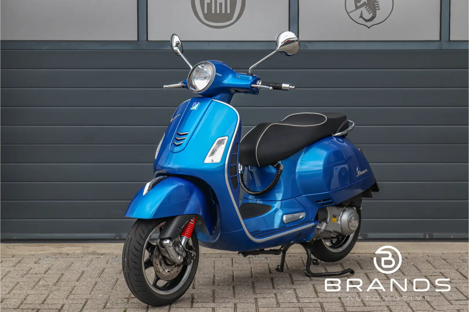 Vespa GTS Super 300 ABS 1e eig NL motor MP3 velgen Garantie Синій - 1