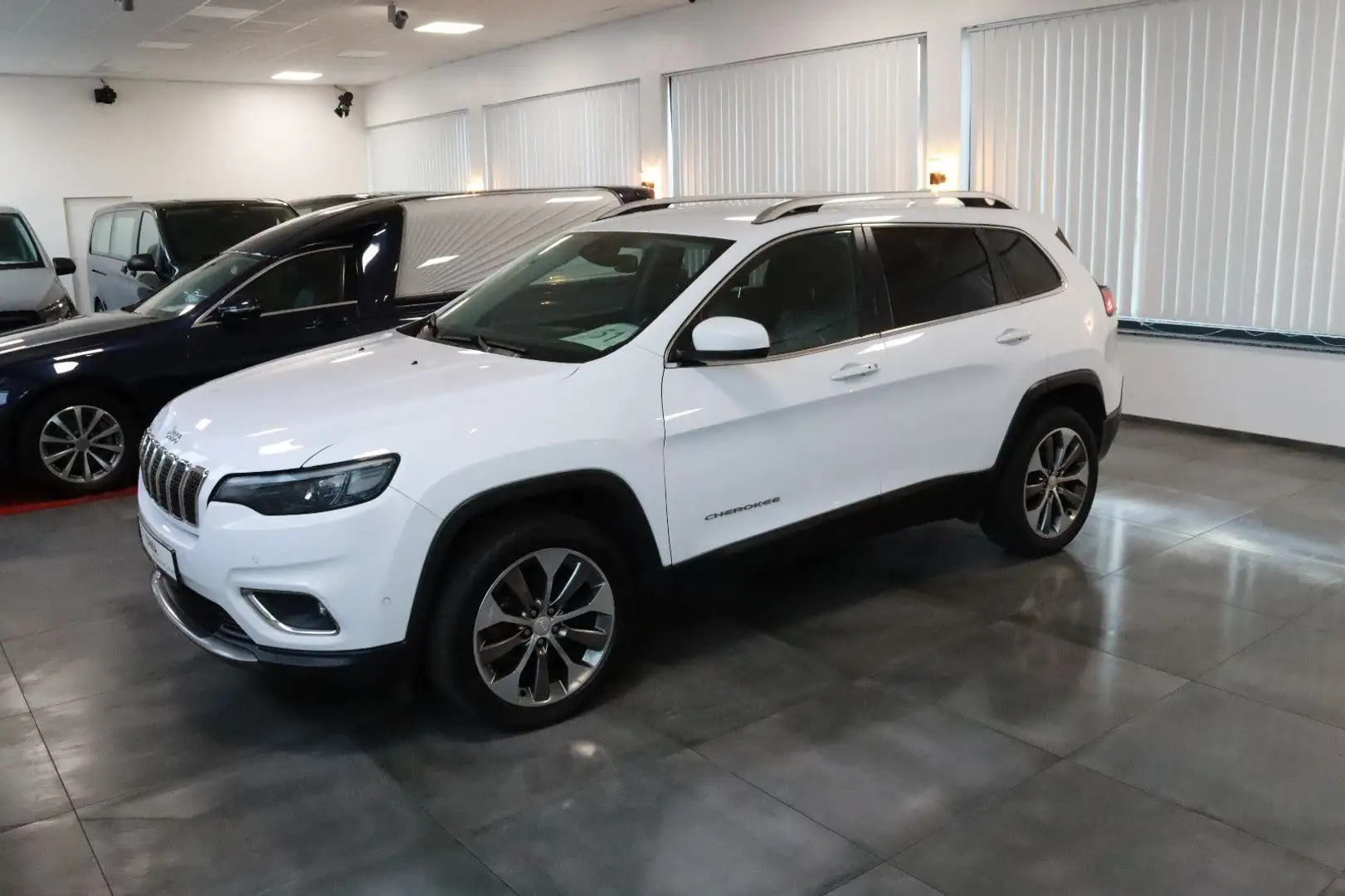 Jeep Cherokee 2.2 MultiJet II Diesel 4x4 * EURO 6 * Weiß - 1