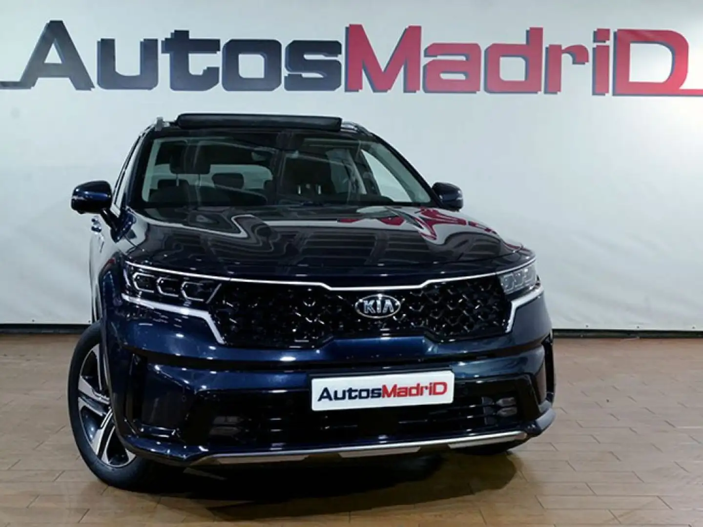 Kia Sorento 1.6 T-GDi HEV Emo 4x2 7pl (P.Luxury) Gris - 1