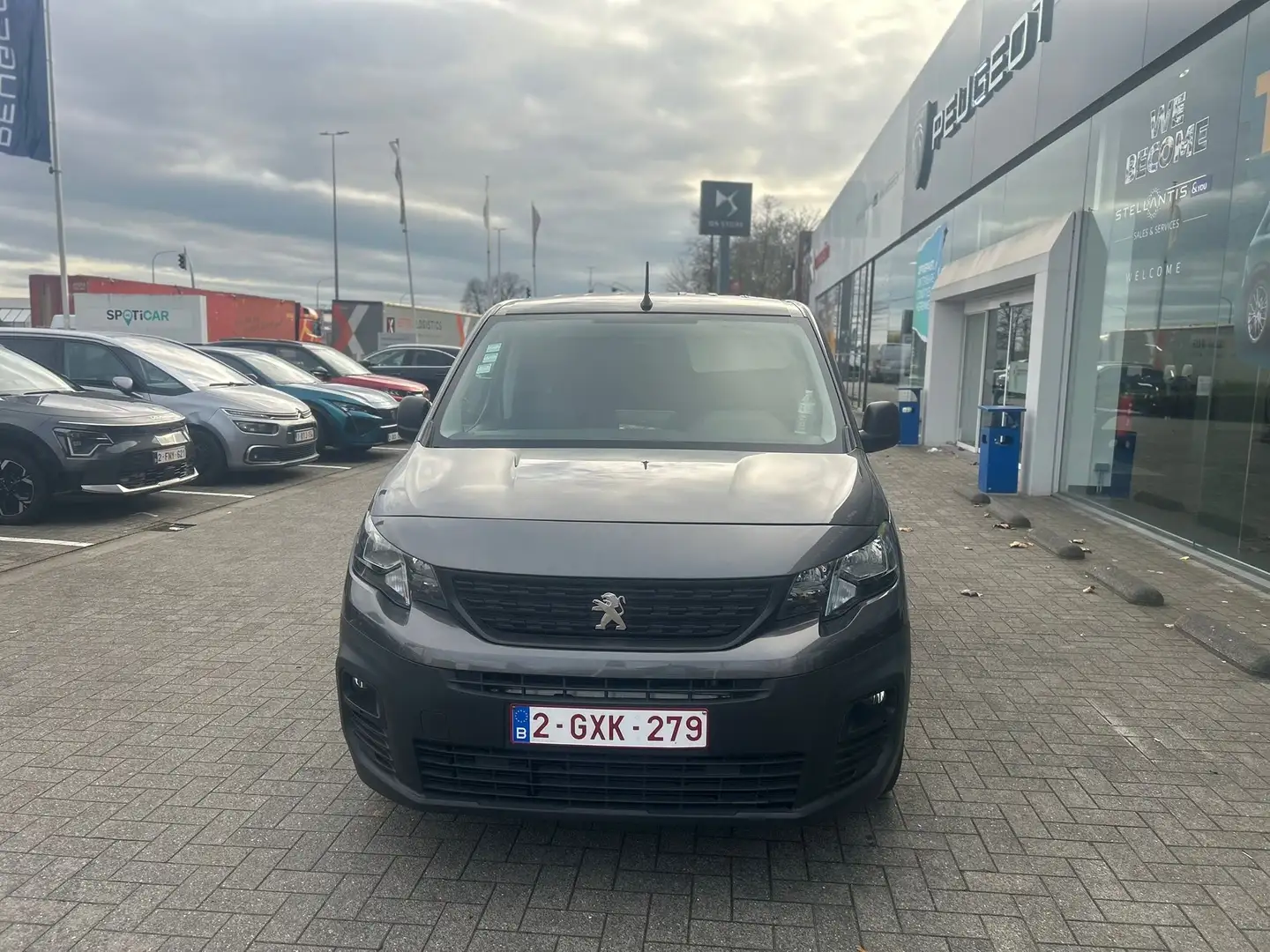 Peugeot Partner 1.5 BlueHDI/ 3 ZITPLAATSEN/ BESTELWAGEN/ NAVIGATiE - 2