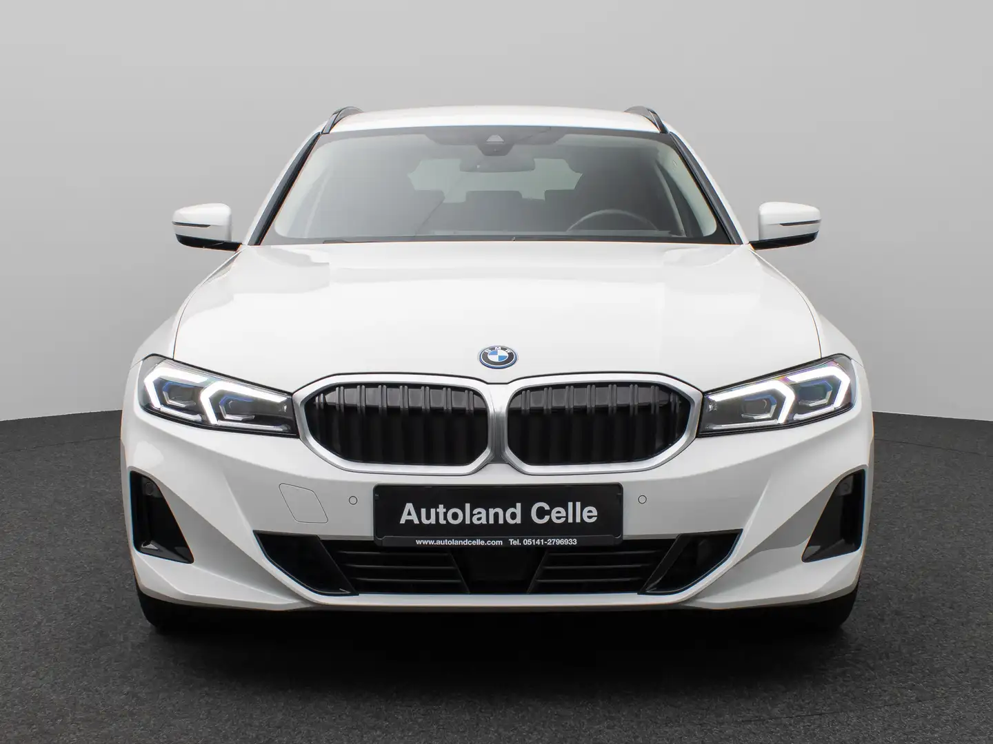 BMW 330 Kamera HUD DAB Stop&Go Komfort Fernlichtassist Weiß - 2