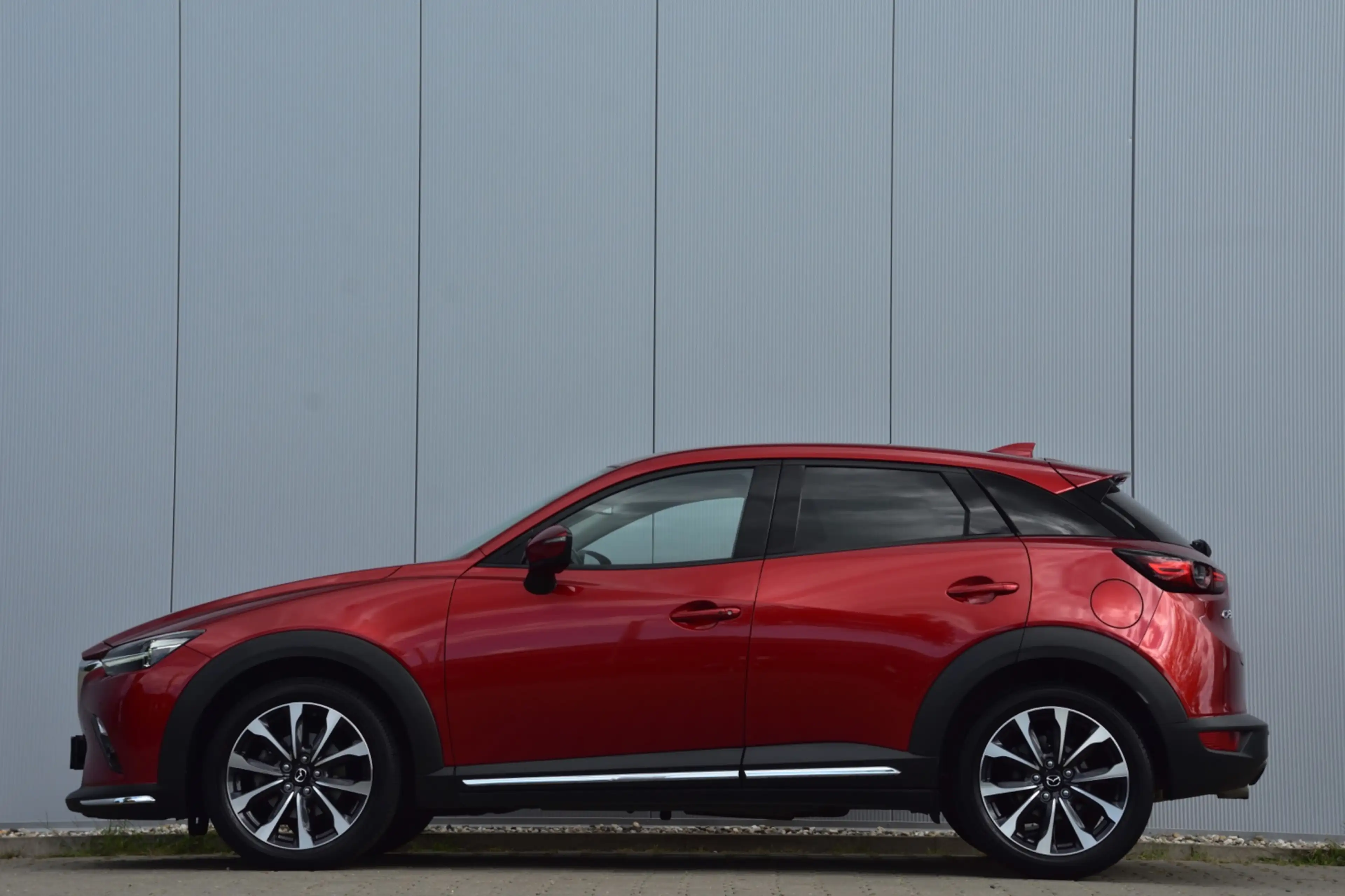Mazda CX-3 2.0 SkyActiv-G 120 GT-M Navi, Camera, Led, Head-up — photo 25