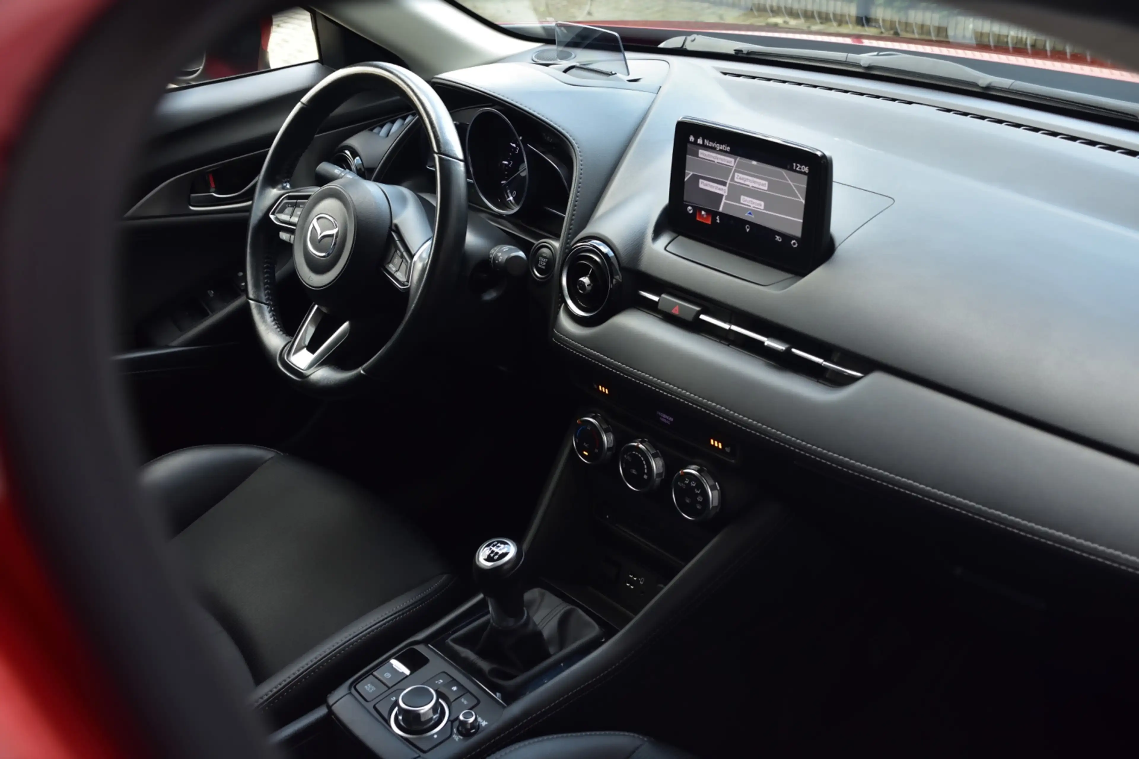 Mazda CX-3 2.0 SkyActiv-G 120 GT-M Navi, Camera, Led, Head-up — photo 23