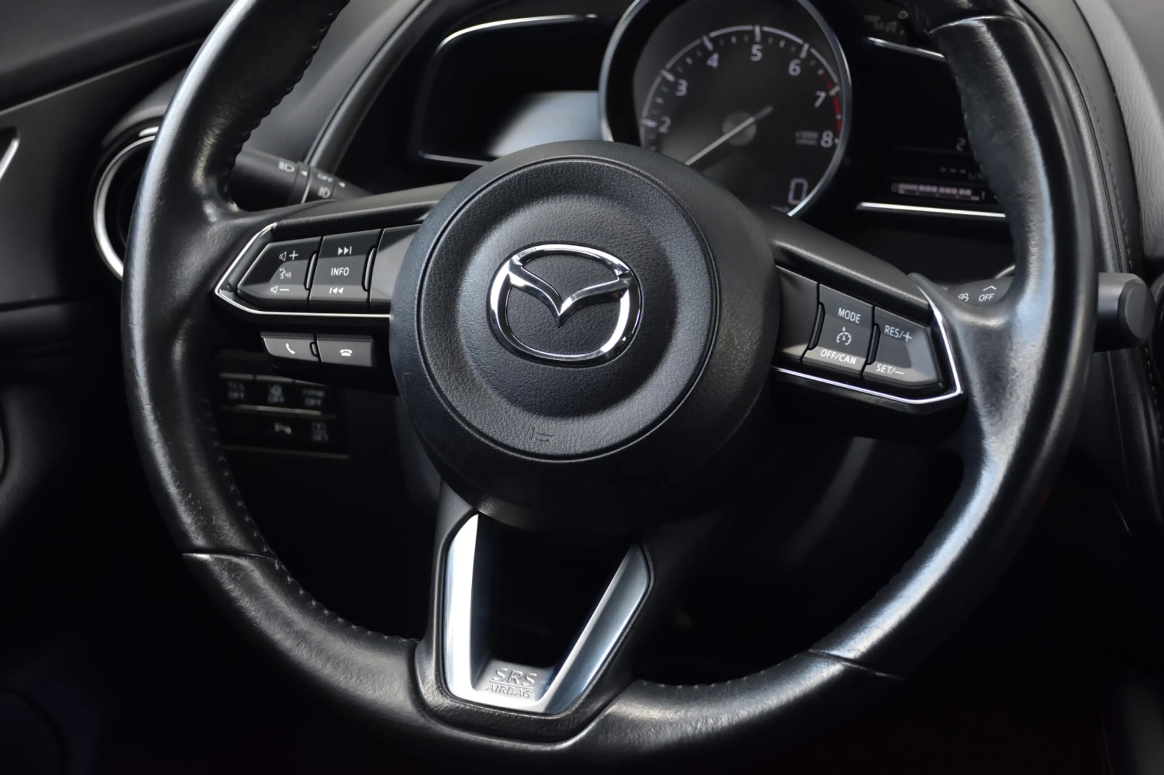 Mazda CX-3 2.0 SkyActiv-G 120 GT-M Navi, Camera, Led, Head-up — photo 10
